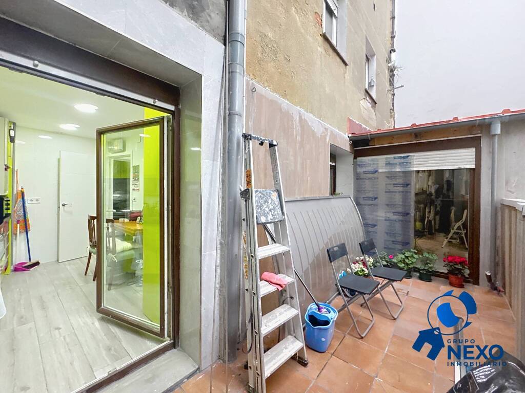 Semisótano totalmente reformado con terraza – listo para ent - foto 3