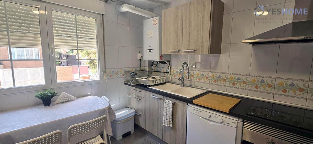 EN ALQUILER PARA ESTUDIANTES ÚLTIMAS habitaciones EN CHALET  - foto 13