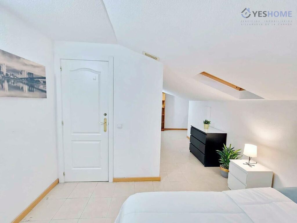 EN ALQUILER PARA ESTUDIANTES ÚLTIMAS habitaciones EN CHALET  - foto 32