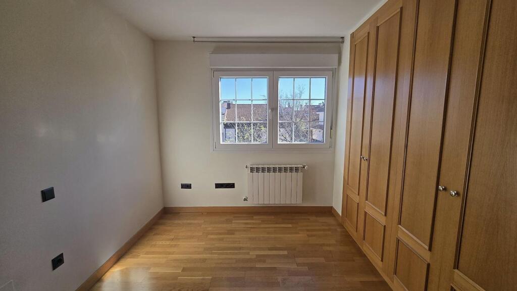 ¡INVERSIÓN SEGURA Y RENTABLE! VENTA DE CHALET PAREADO EN ESQ - foto 22