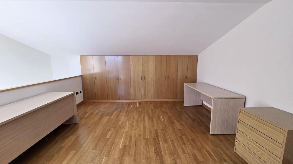 ¡INVERSIÓN SEGURA Y RENTABLE! VENTA DE CHALET PAREADO EN ESQ - foto 36