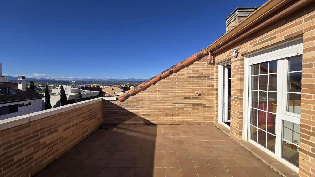 ¡INVERSIÓN SEGURA Y RENTABLE! VENTA DE CHALET PAREADO EN ESQ - foto 39