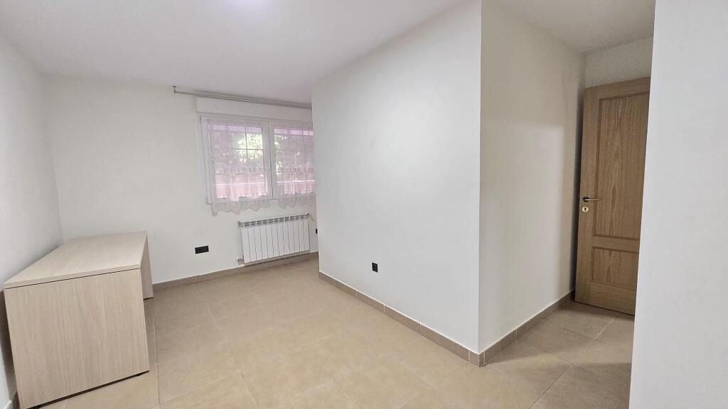 ¡INVERSIÓN SEGURA Y RENTABLE! VENTA DE CHALET PAREADO EN ESQ - foto 45
