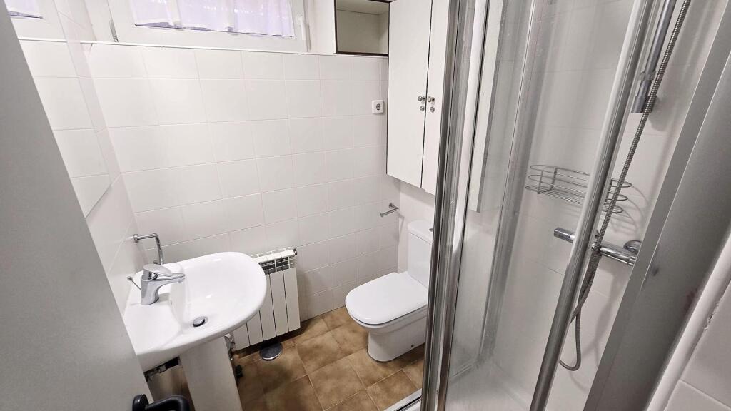 ¡INVERSIÓN SEGURA Y RENTABLE! VENTA DE CHALET PAREADO EN ESQ - foto 47