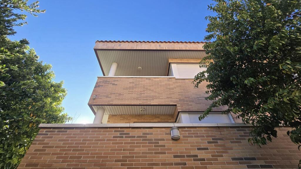 ¡INVERSIÓN SEGURA Y RENTABLE! VENTA DE CHALET PAREADO EN ESQ - foto 57