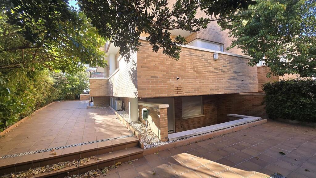 ¡INVERSIÓN SEGURA Y RENTABLE! VENTA DE CHALET PAREADO EN ESQ - foto 58
