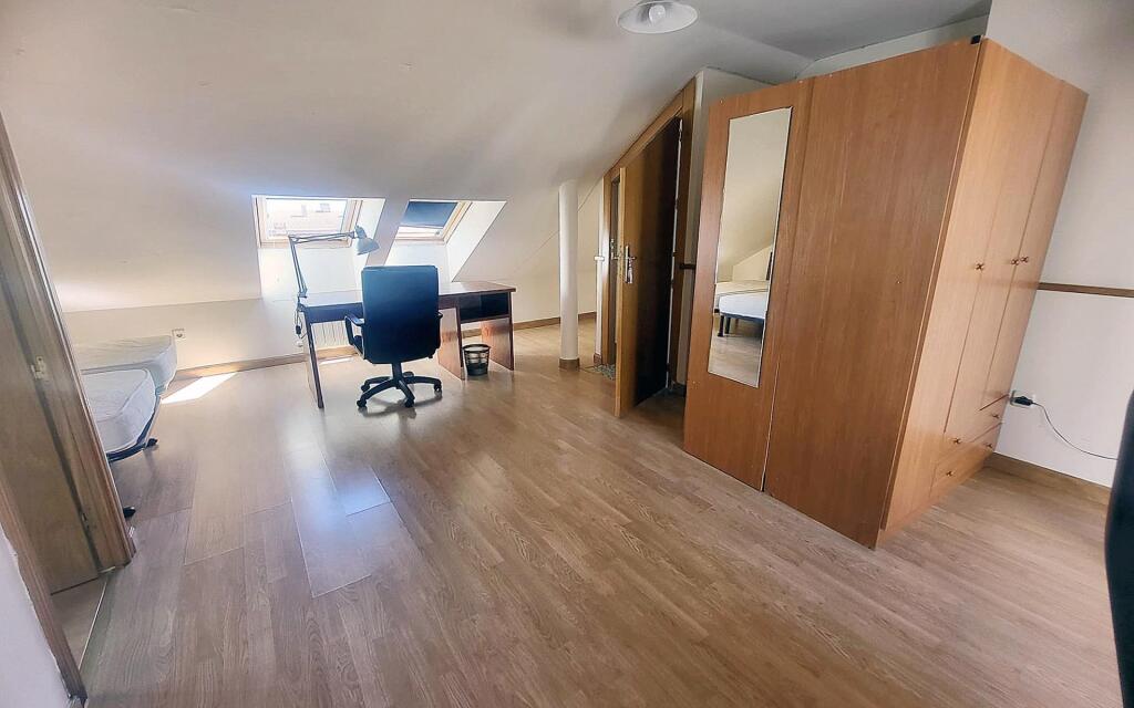habitaciones PARA ESTUDIANTES EN ALQUILER EN VILLANUEVA DE L - foto 16