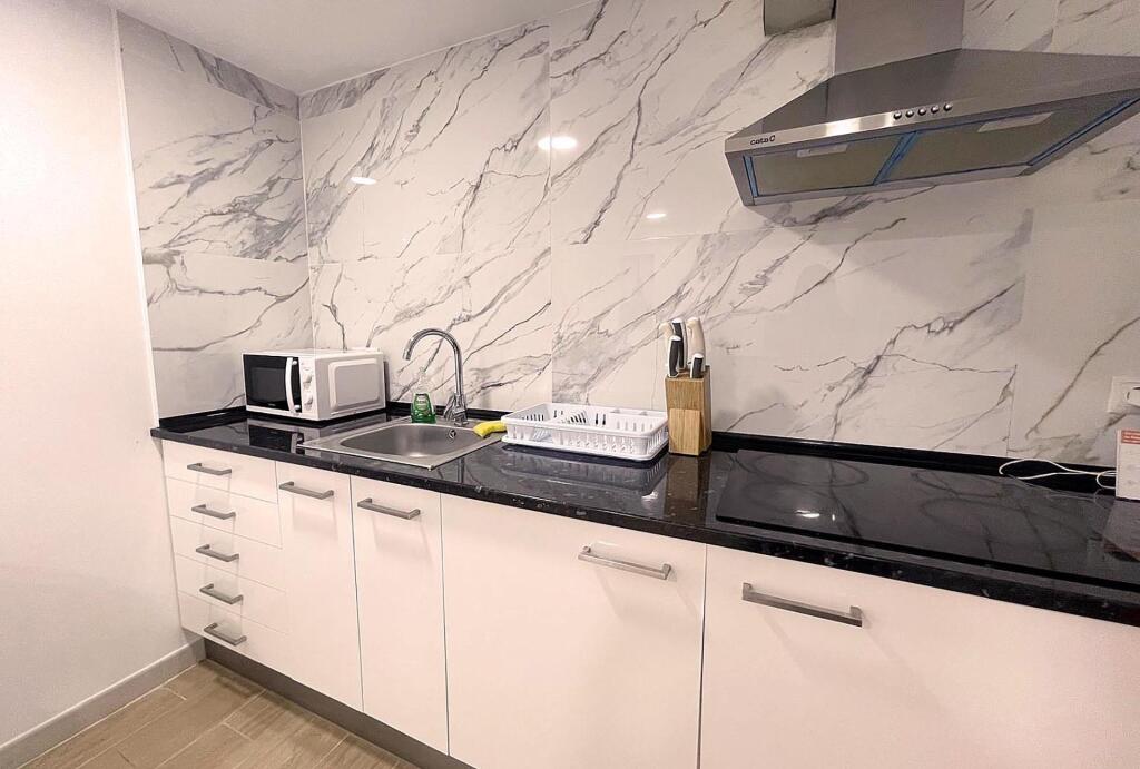 EN ALQUILER PARA ESTUDIANTES, ÚLTIMA HABITACIÓN EN PISO INDE - foto 3