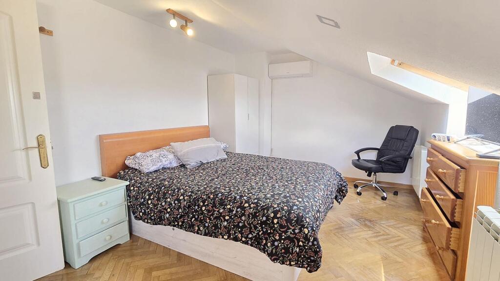 EN ALQUILER habitaciones CON TODOS LOS GASTOS INCLUIDOS EN V