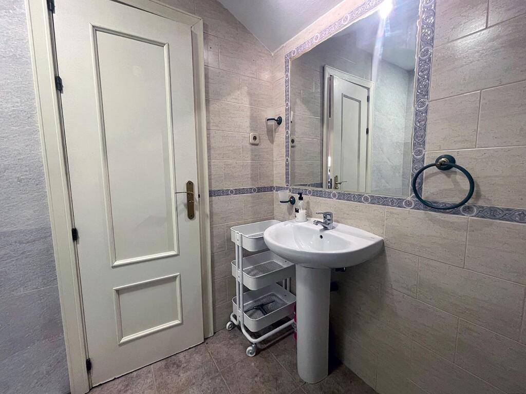EN ALQUILER habitaciones CON TODOS LOS GASTOS INCLUIDOS EN V - foto 9