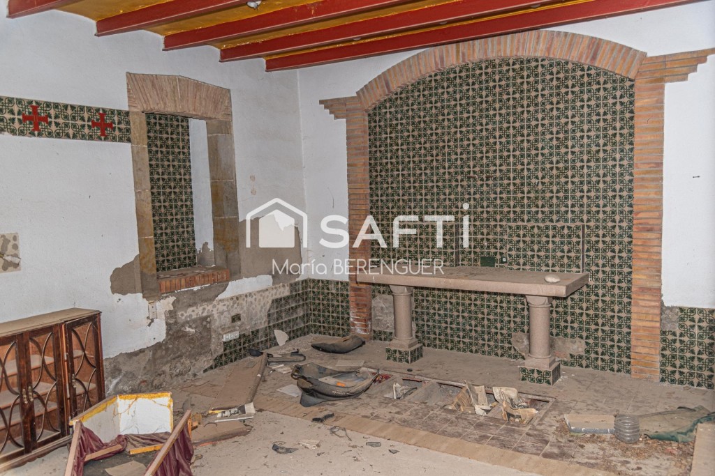 Masía histórica con gran potencial de inversión - foto 27