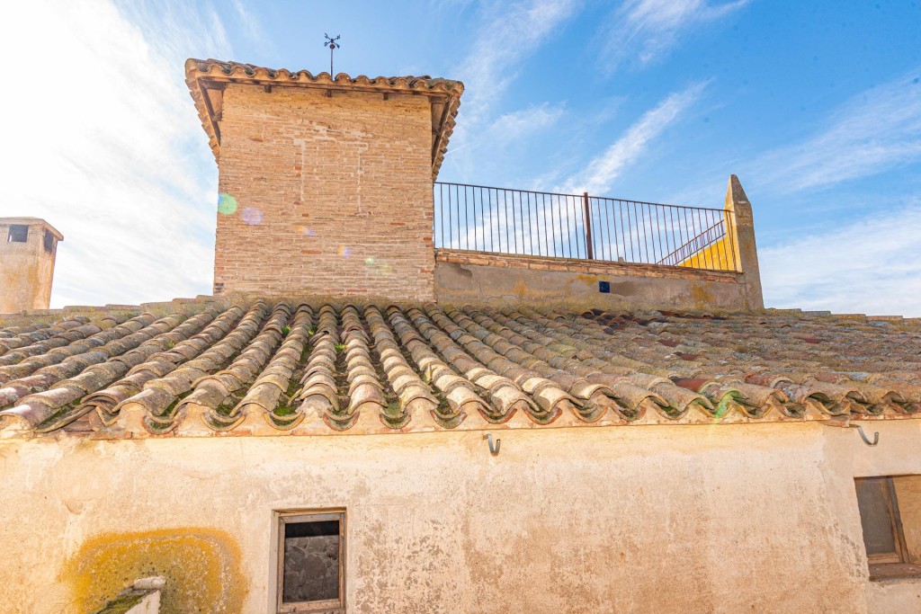 Masía histórica con gran potencial de inversión - foto 37