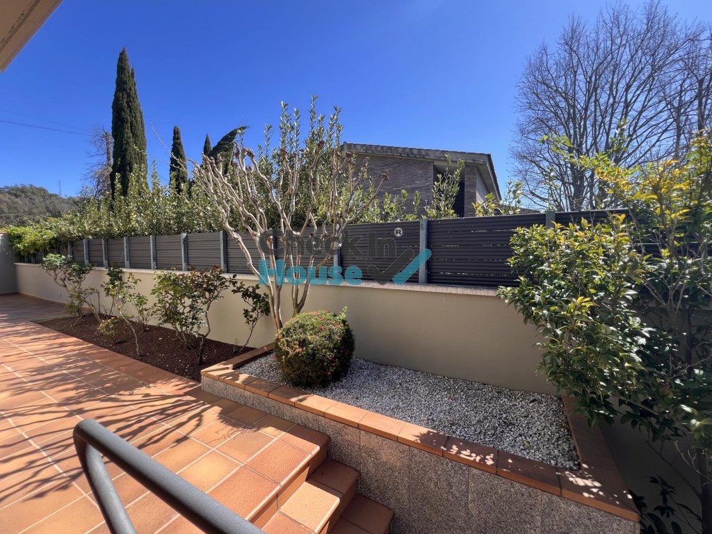 Casa-Chalet en Venta en Cassa De La Selva Girona - foto 13