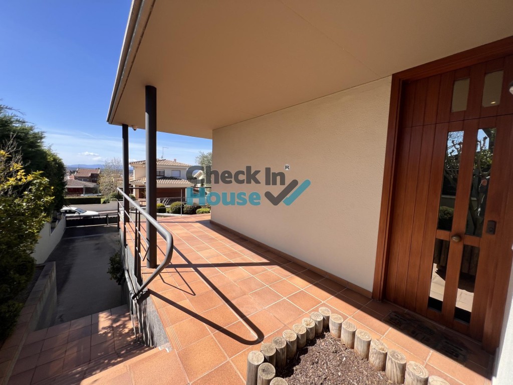 Casa-Chalet en Venta en Cassa De La Selva Girona - foto 15
