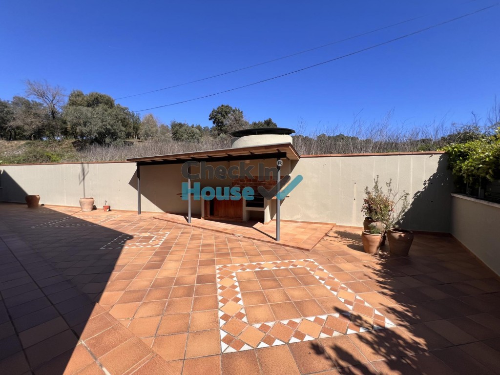 Casa-Chalet en Venta en Cassa De La Selva Girona - foto 16