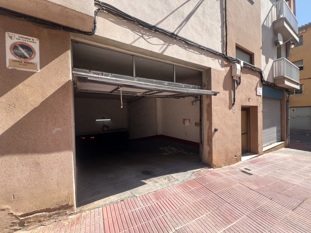 Parking coche en Venta en Sant Feliu De Guixols Girona - foto 10