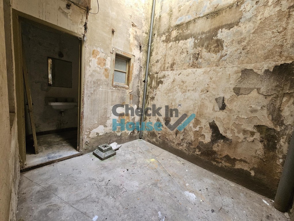 Adosada en Venta en Sant Feliu De Guixols Girona - foto 2