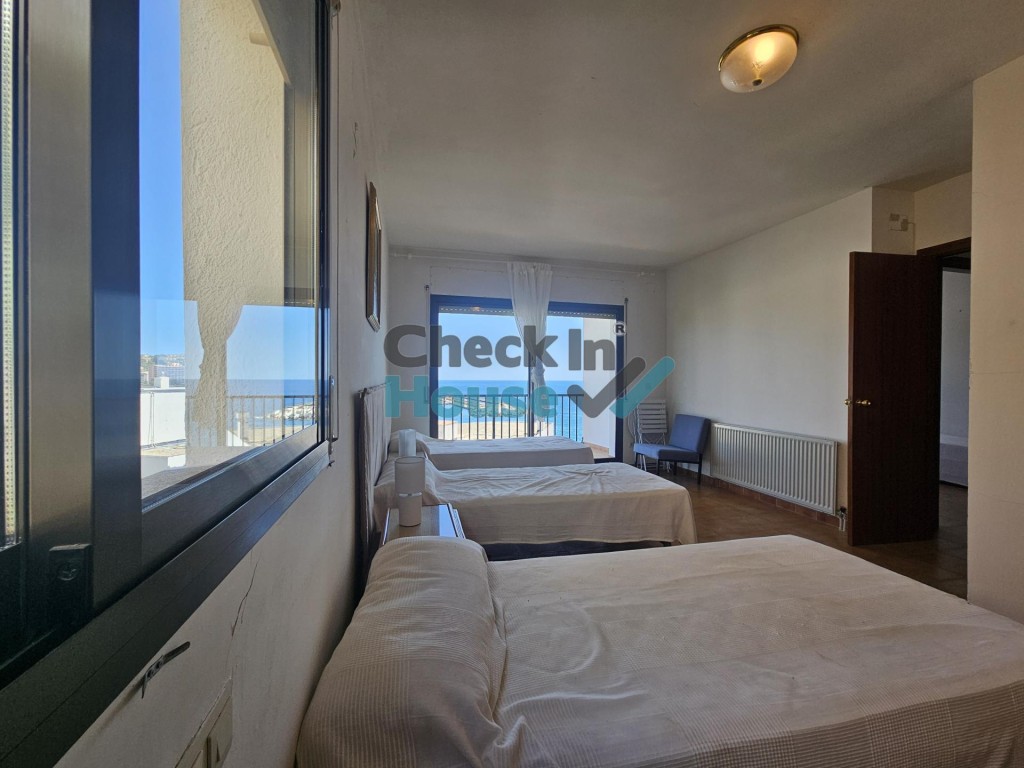 Adosada en Venta en Sant Feliu De Guixols Girona - foto 5