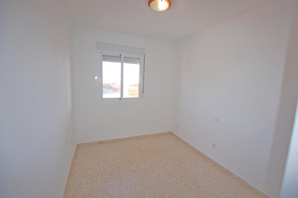 APARTAMENTO PRIMERA LINEA DE PLAYA - foto 13