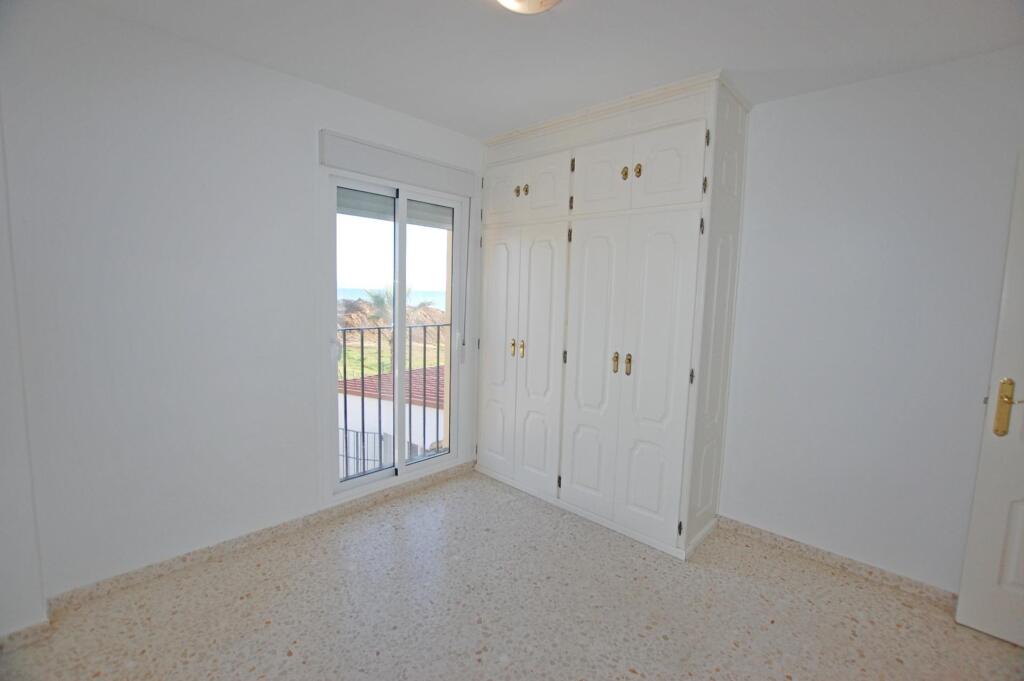 APARTAMENTO PRIMERA LINEA DE PLAYA - foto 21