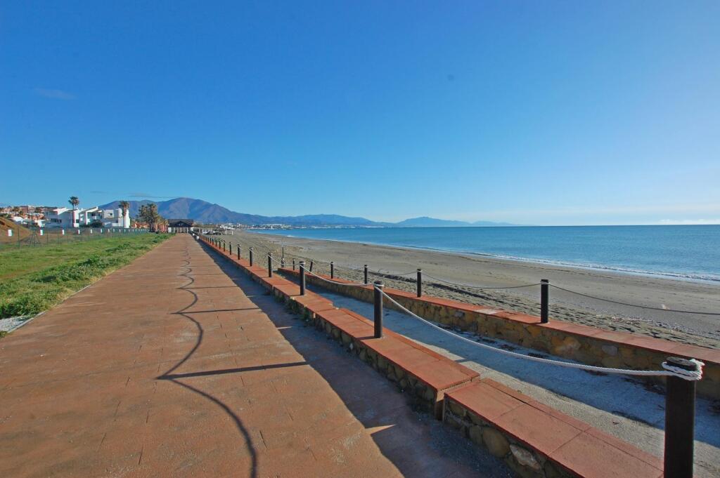 APARTAMENTO PRIMERA LINEA DE PLAYA - foto 34