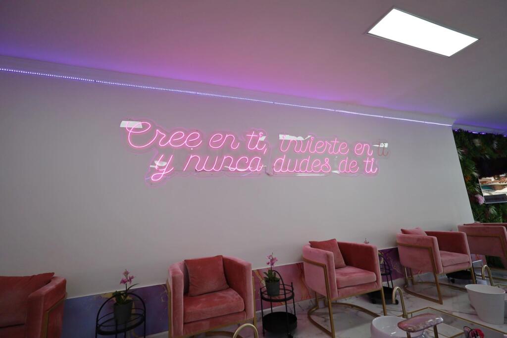 Traspaso y alquiler de negocio de Spa y belleza en el centro - foto 16