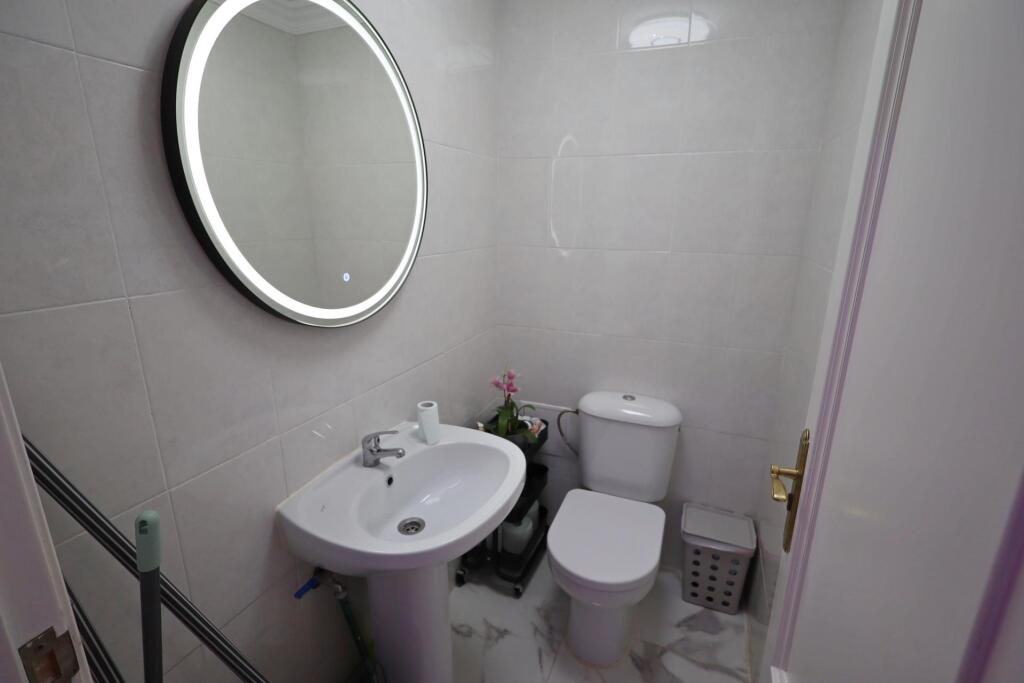 Traspaso y alquiler de negocio de Spa y belleza en el centro - foto 18