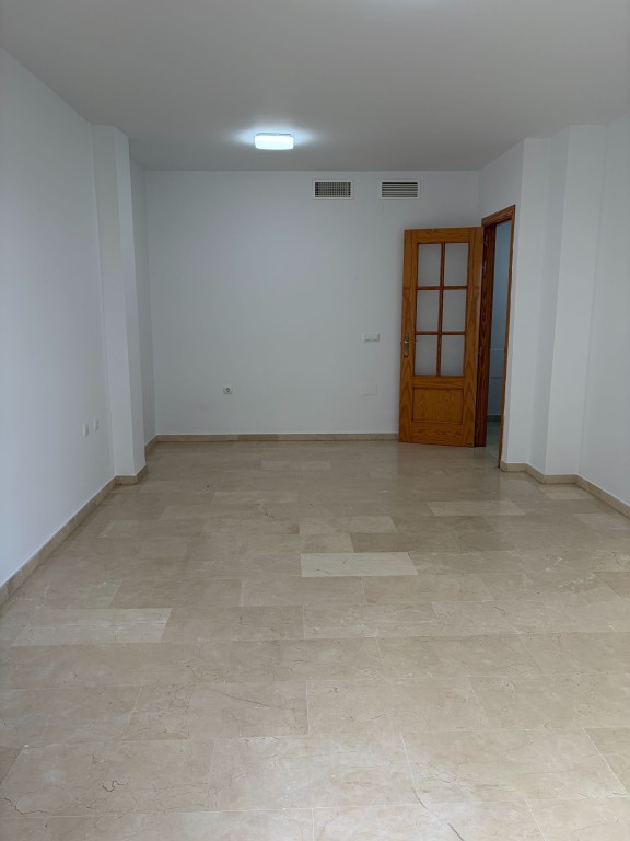 Piso en Venta en Rincon De La Victoria Málaga - foto 2