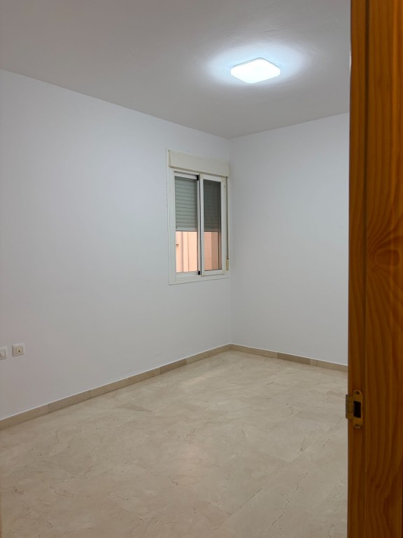 Piso en Venta en Rincon De La Victoria Málaga - foto 5
