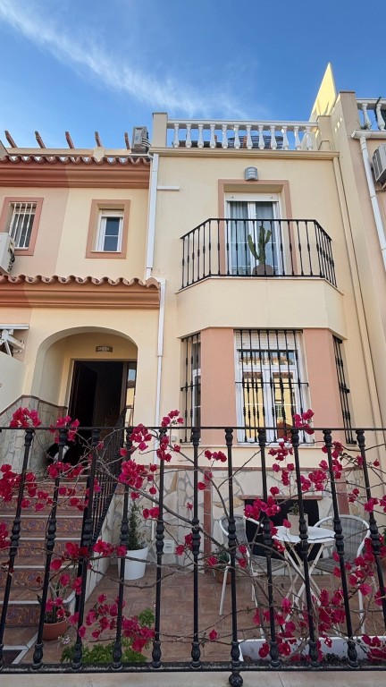 Adosada en Venta en Almayate Bajo Málaga