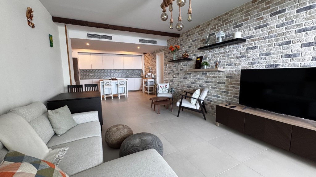 Piso en Venta en Rincon De La Victoria Málaga - foto 5