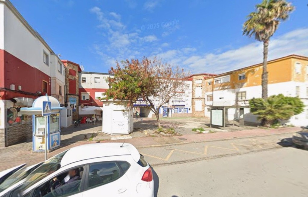 Piso en Venta en Linea De La Concepcion, La Cádiz - foto 2