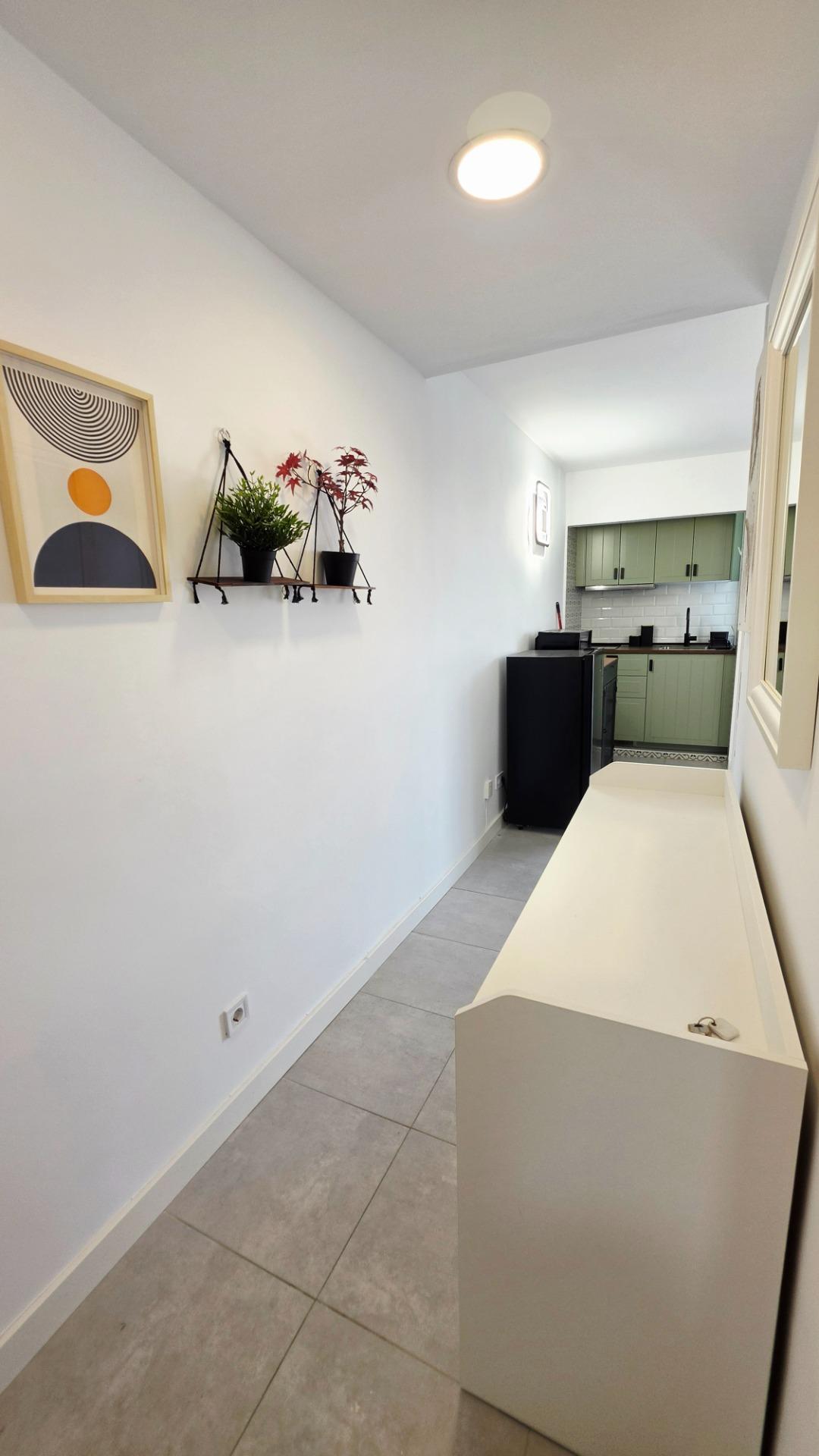 Apartamento de 1 dormitorio Puerto deportivo de Fuengirola a - foto 14