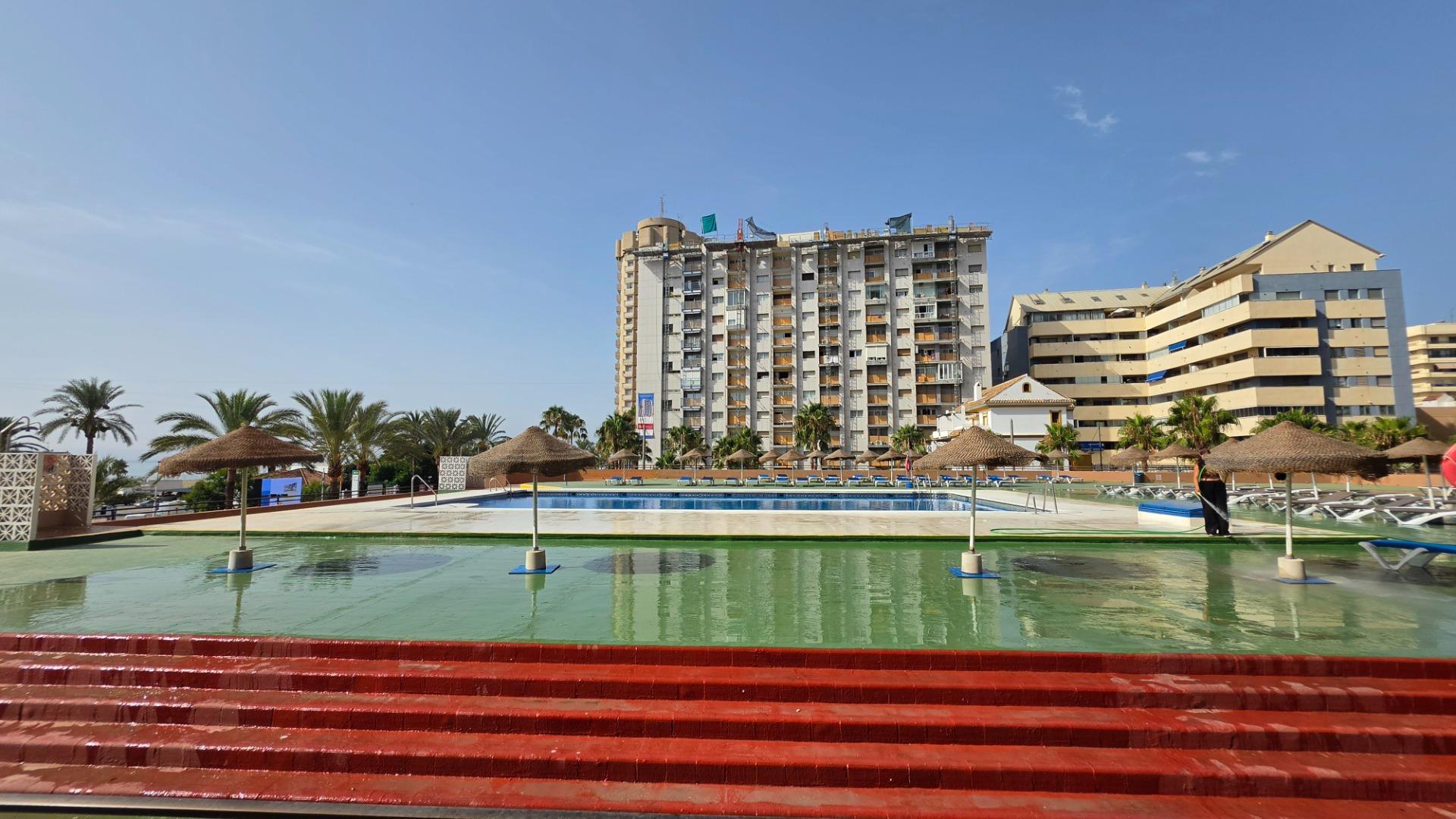 Apartamento de 1 dormitorio Puerto deportivo de Fuengirola a - foto 17