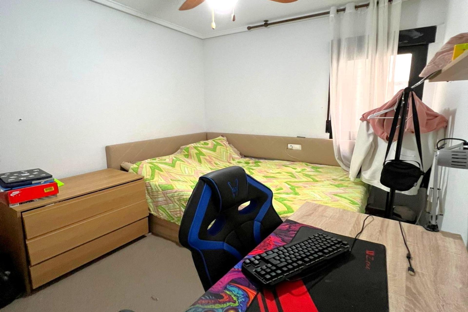 Apartamento moderno y espacioso (aprox. 91 m2 - 3.ª planta)  - foto 11