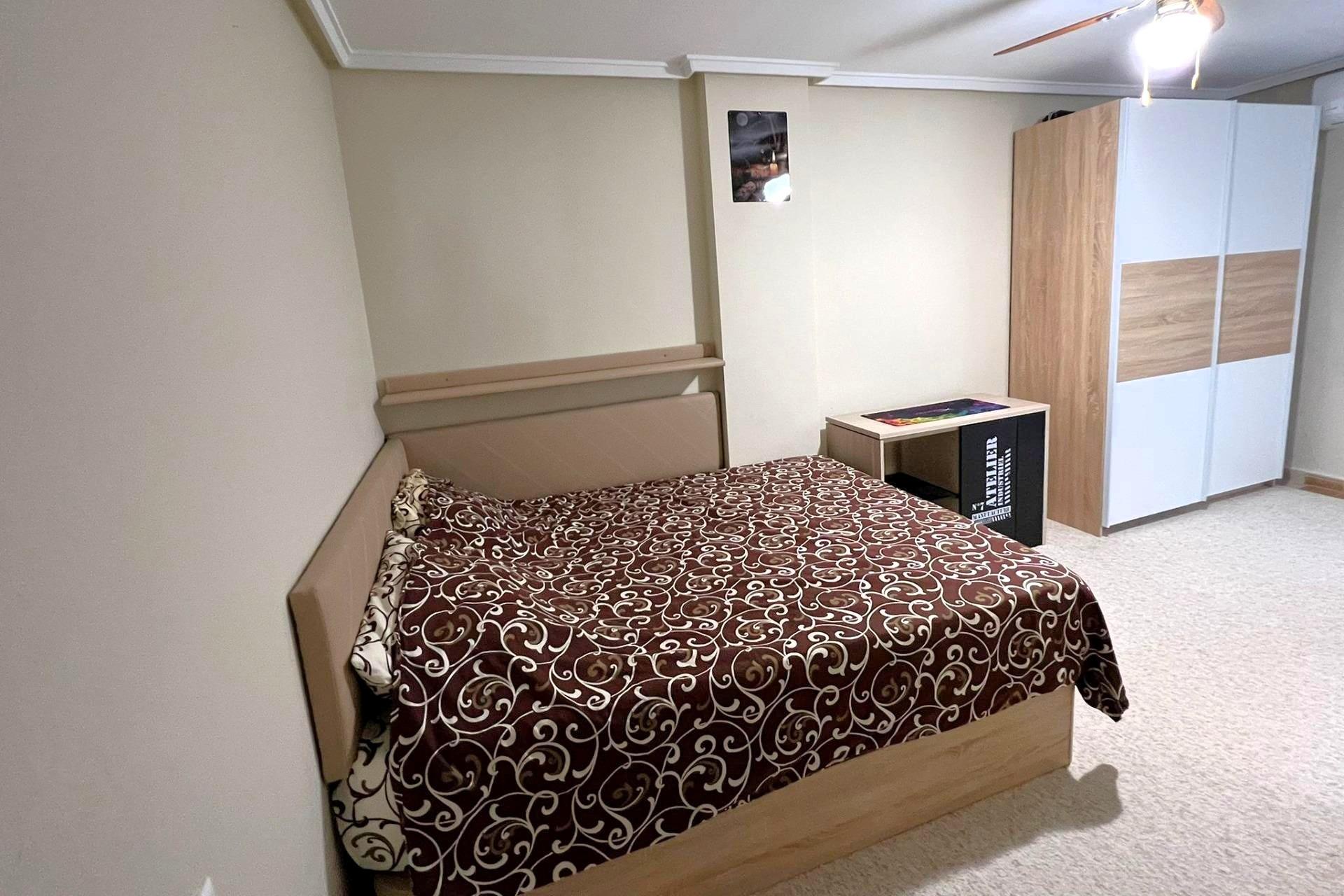 Apartamento moderno y espacioso (aprox. 91 m2 - 3.ª planta)  - foto 14