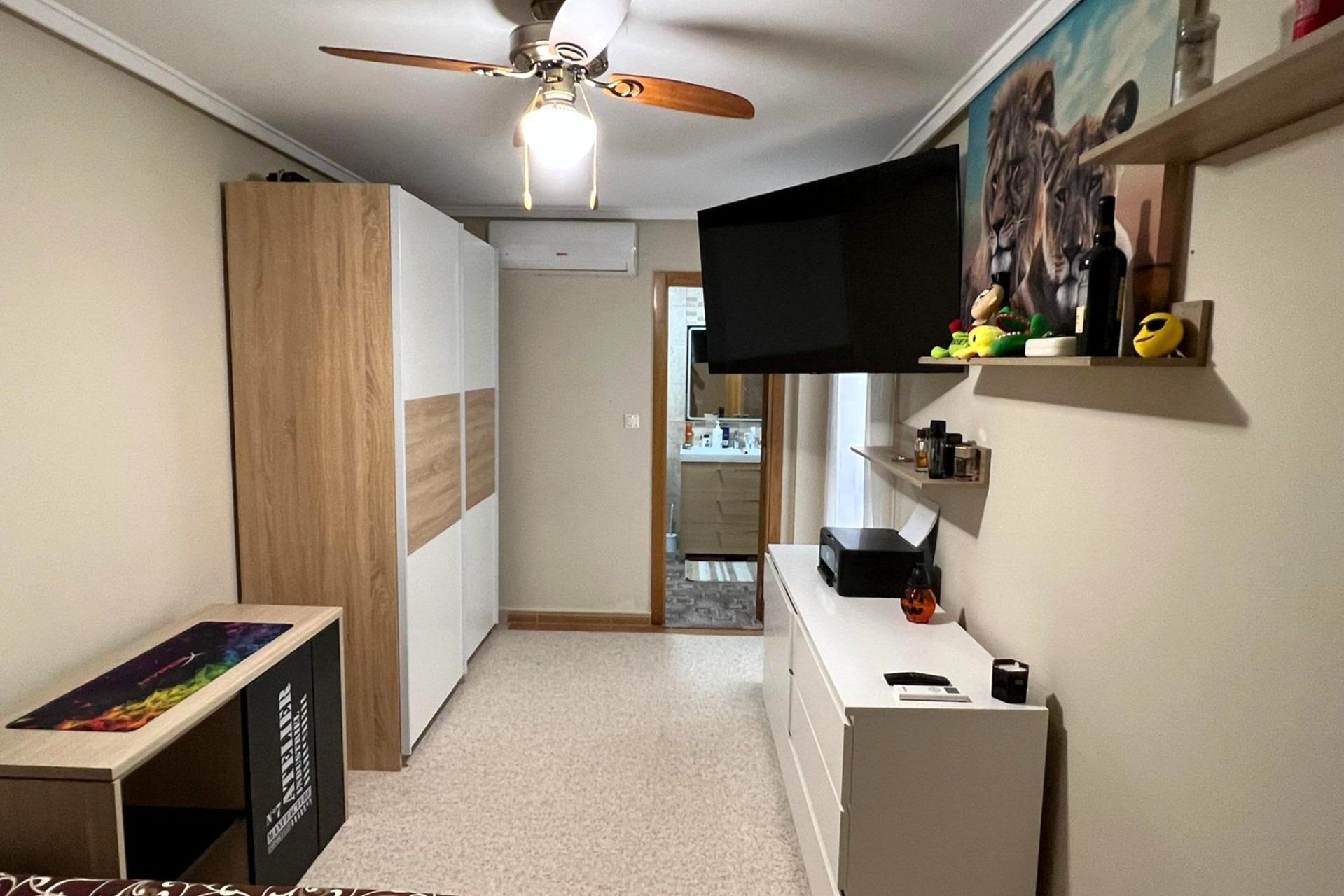 Apartamento moderno y espacioso (aprox. 91 m2 - 3.ª planta)  - foto 16