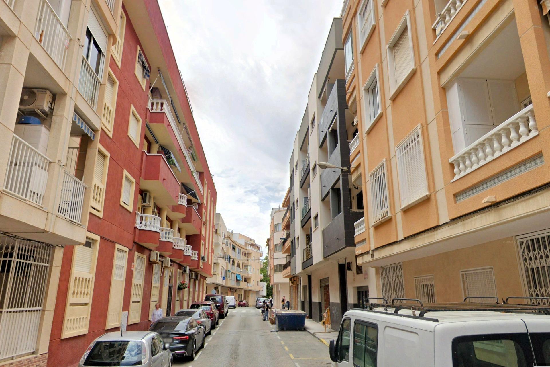 Apartamento moderno y espacioso (aprox. 91 m2 - 3.ª planta)  - foto 22