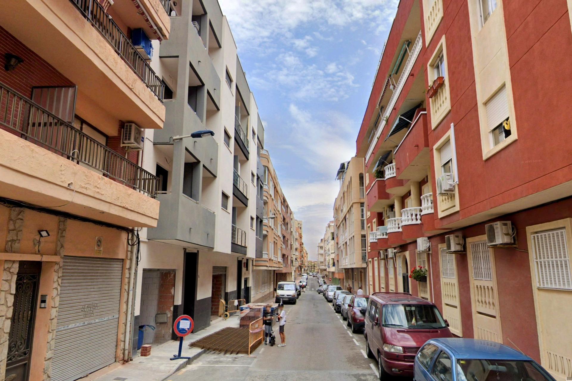 Apartamento moderno y espacioso (aprox. 91 m2 - 3.ª planta)  - foto 24