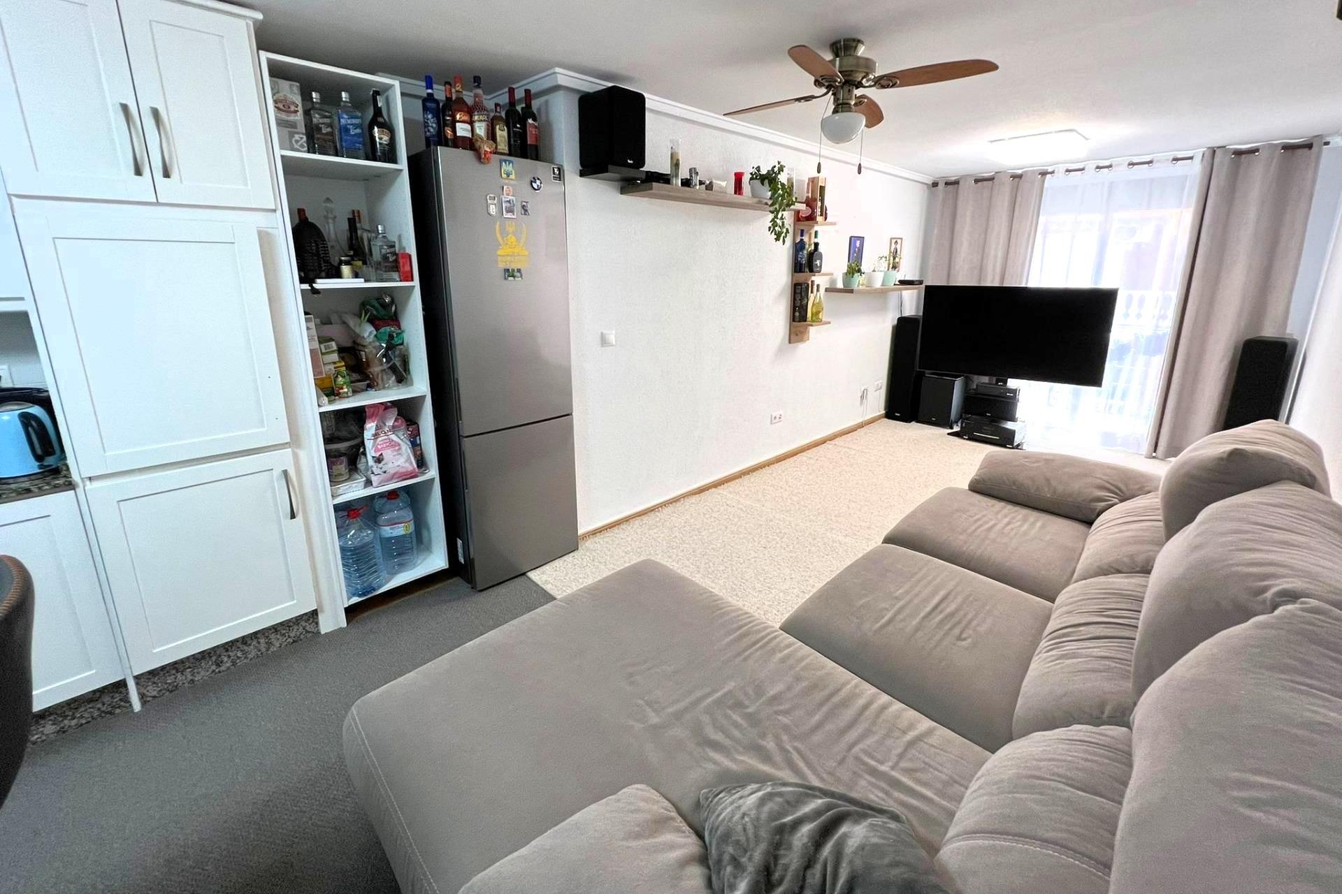 Apartamento moderno y espacioso (aprox. 91 m2 - 3.ª planta)  - foto 4