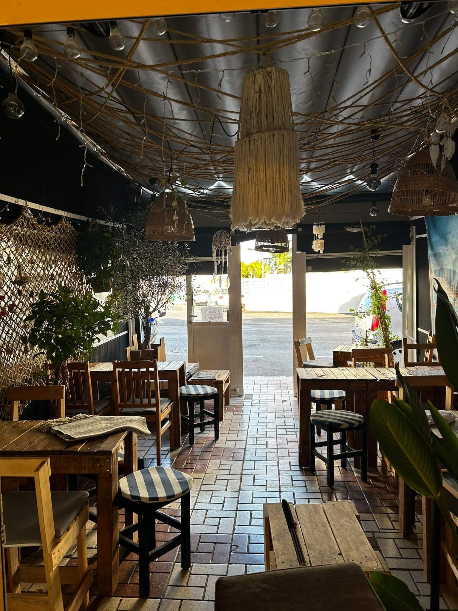 Traspaso de Restaurante Griego en La Carihuela Torremolinos. - foto 4