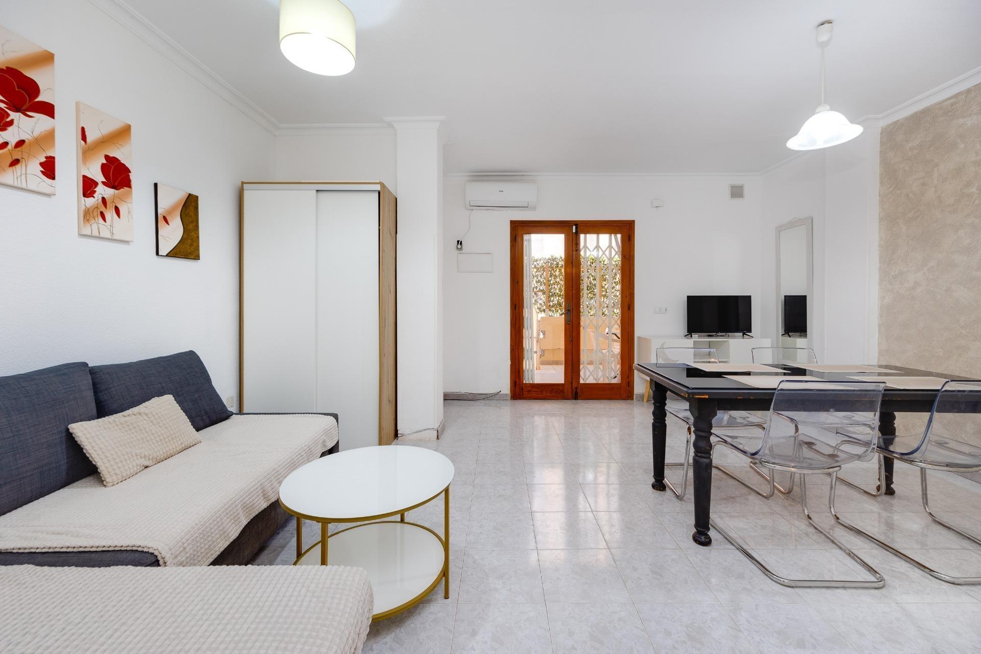 Apartamento 2 habitaciones 67m² en venta - Estacion de autob - foto 2