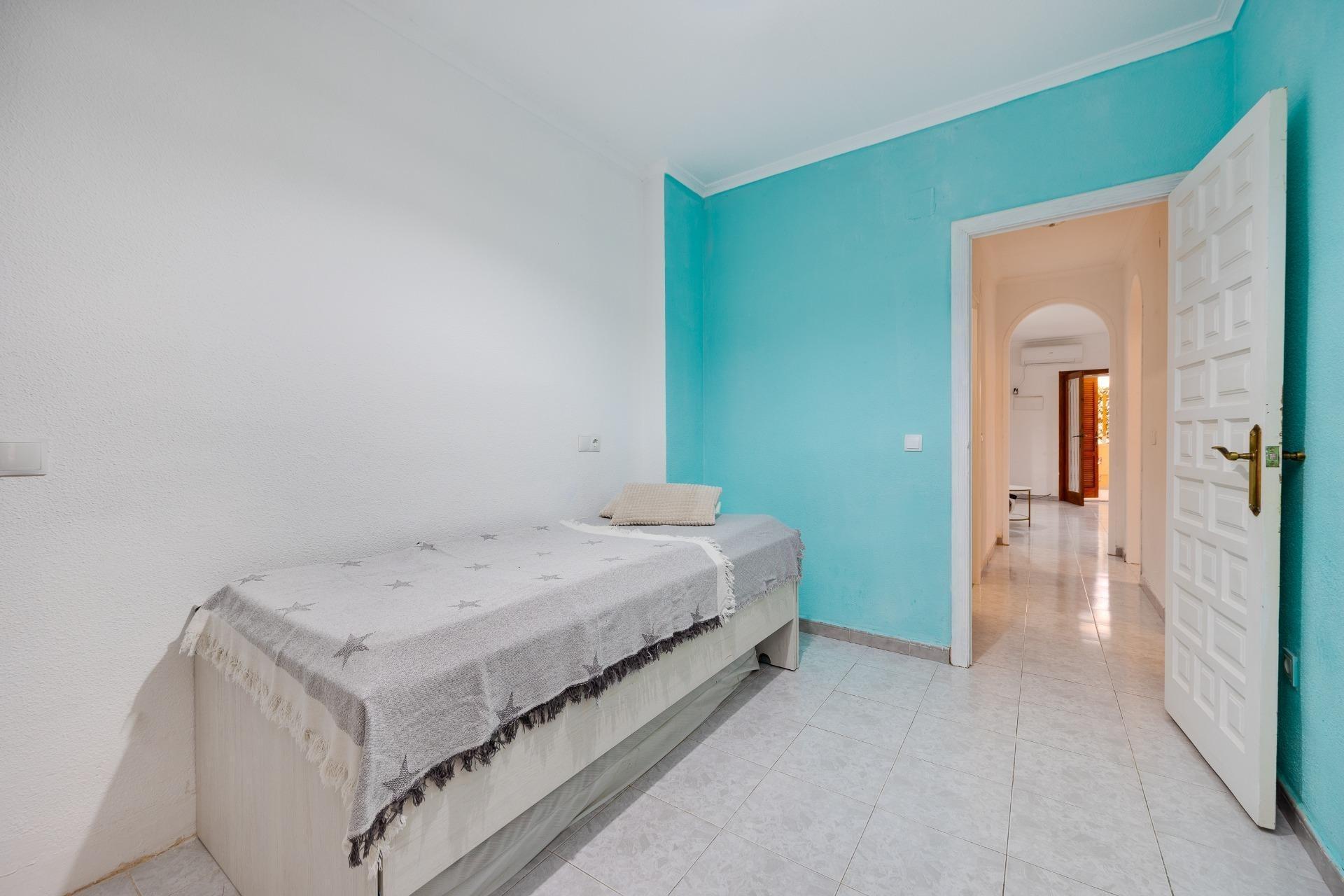 Apartamento 2 habitaciones 67m² en venta - Estacion de autob - foto 15