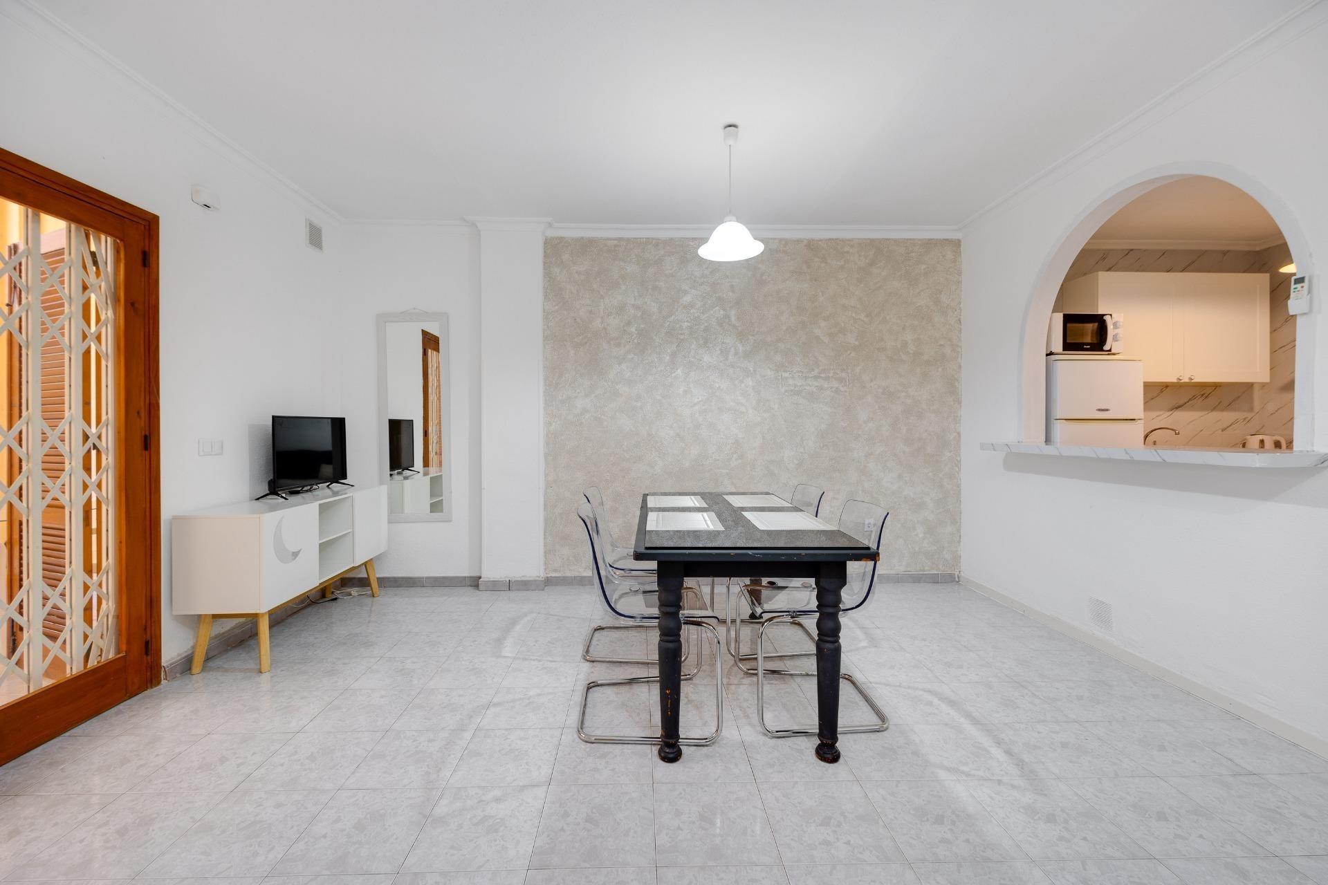 Apartamento 2 habitaciones 67m² en venta - Estacion de autob - foto 4