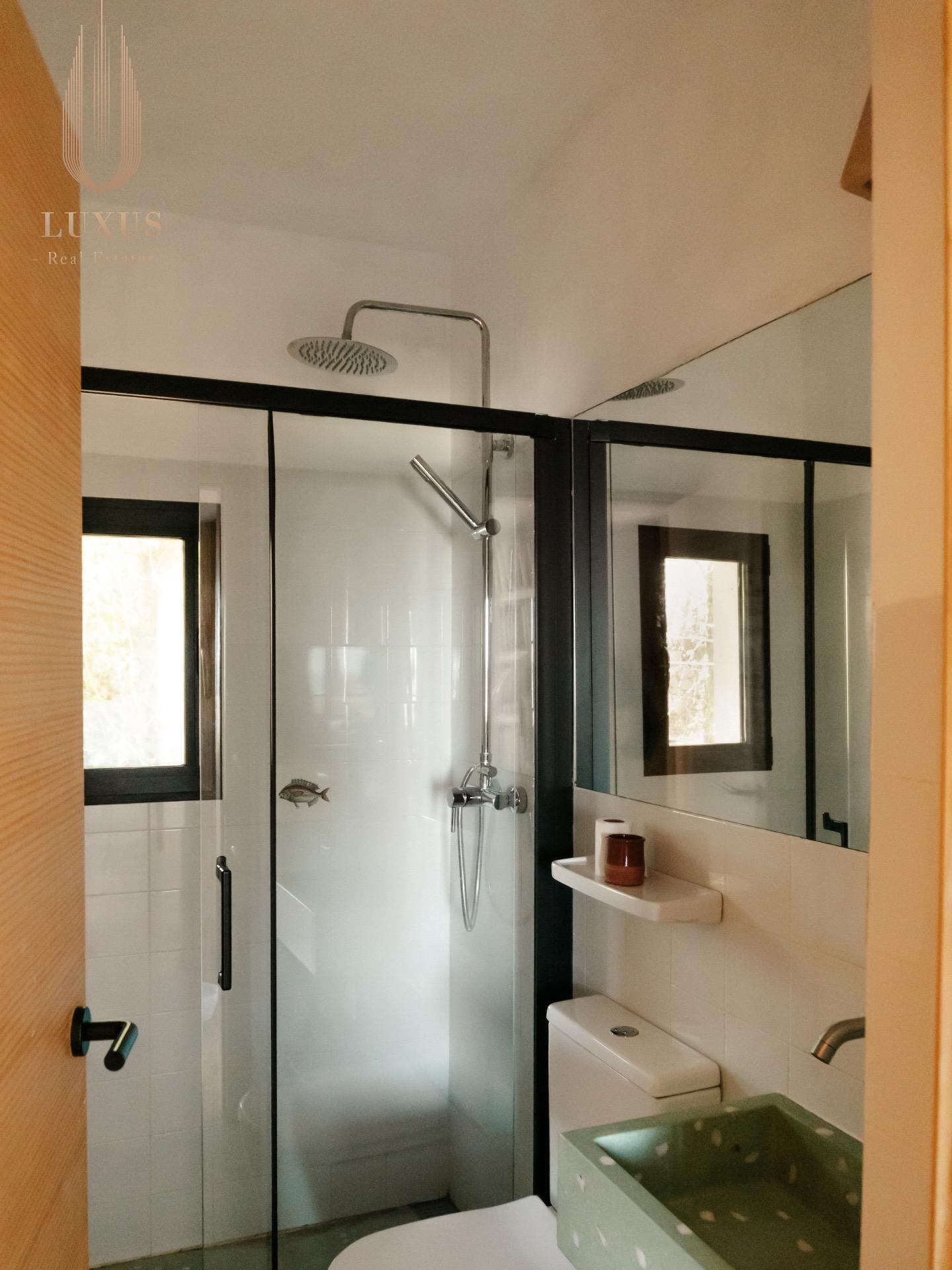 Exclusiva villa de una sola planta en Dénia con impresionant - foto 17