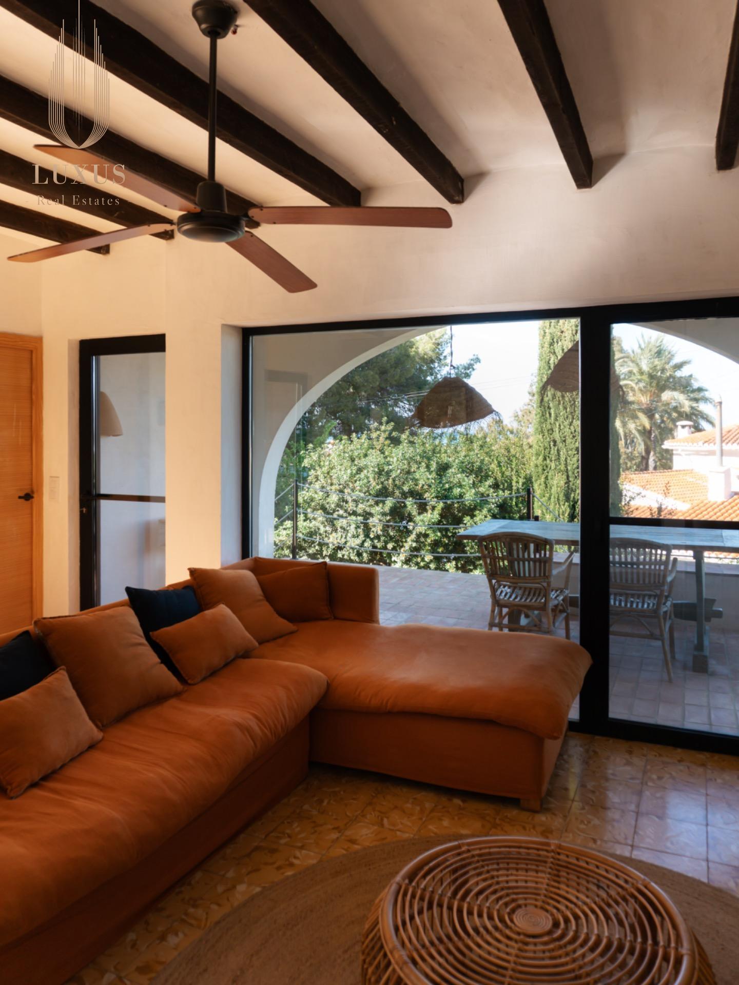 Exclusiva villa de una sola planta en Dénia con impresionant - foto 22