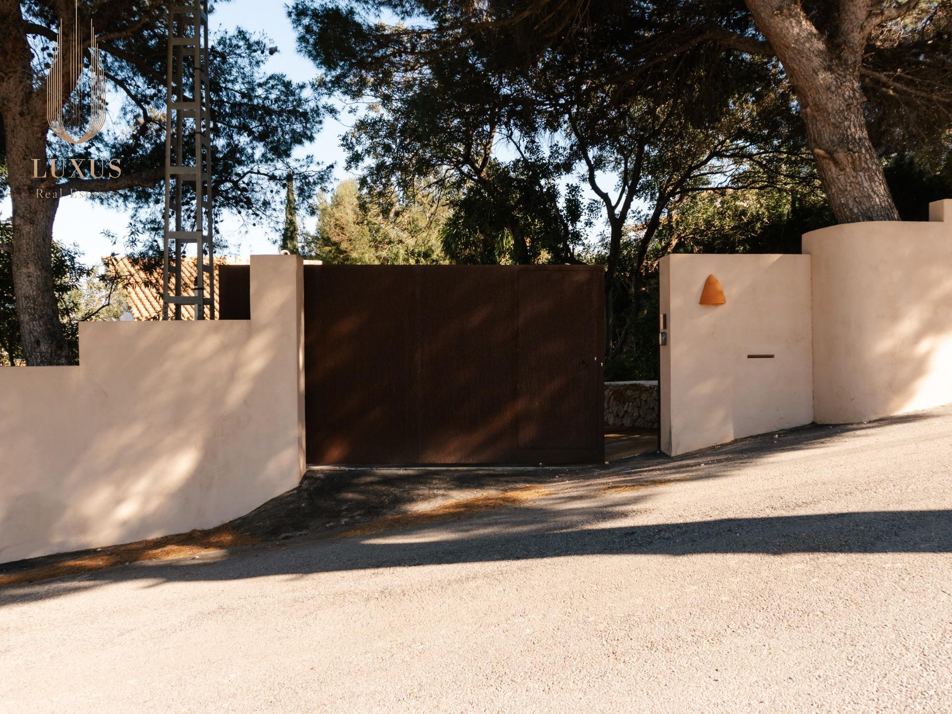 Exclusiva villa de una sola planta en Dénia con impresionant - foto 4
