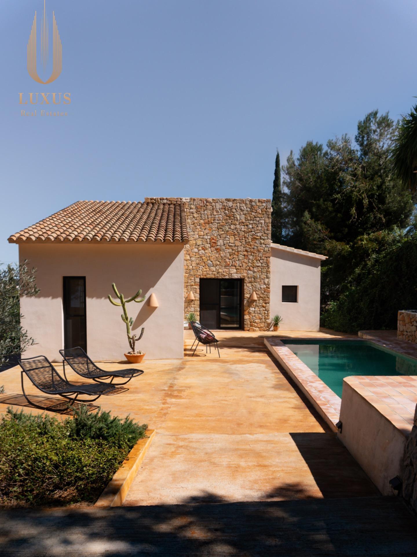 Exclusiva villa de una sola planta en Dénia con impresionant - foto 39