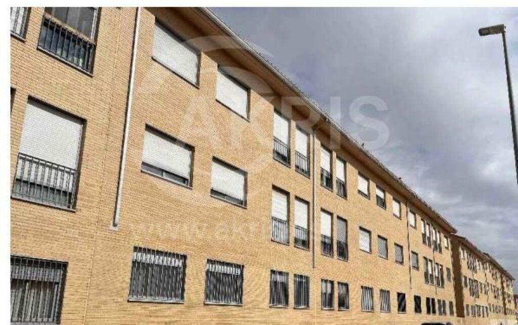 Piso en Manzanares - foto 3