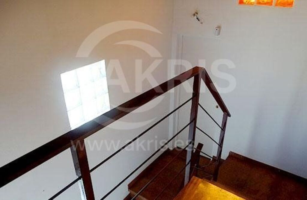 Chalet Independiente en Rubí - foto 5